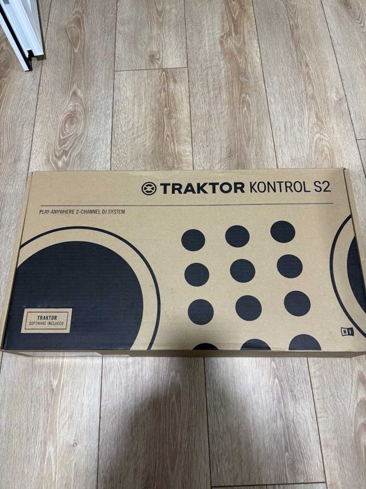 Native Instruments Traktor Kontrol S2 MK3 – ca nou, folosita putin