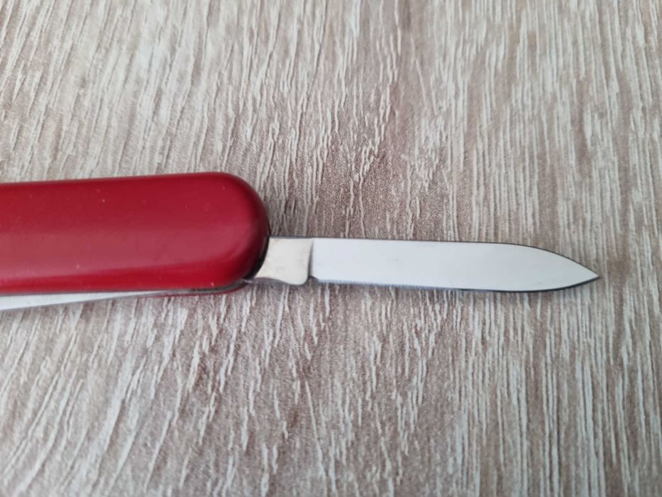 Швейцарски джобен нож Victorinox Classic