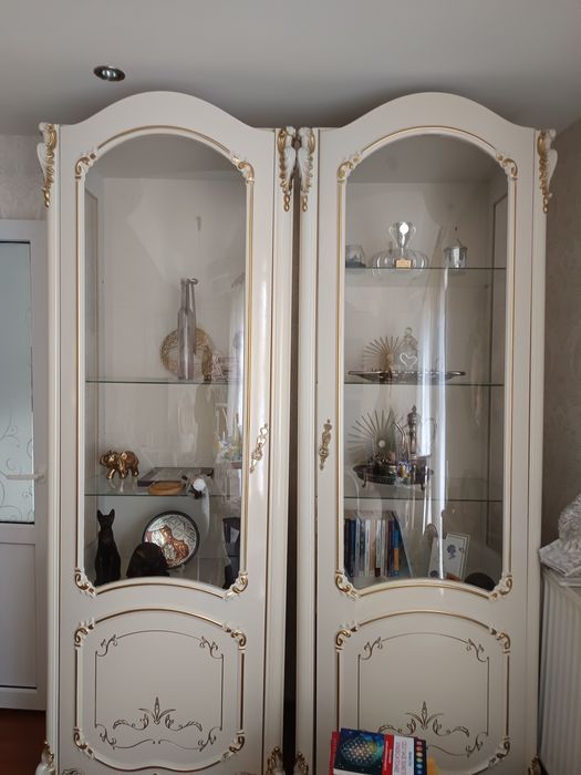 Vând mobilier living imperial stil baroc, model unicat