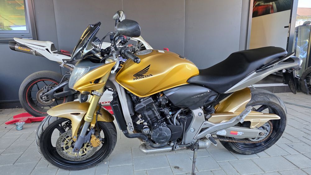 Honda Hornet PC41 2007 set carene cu rezervor far si bord