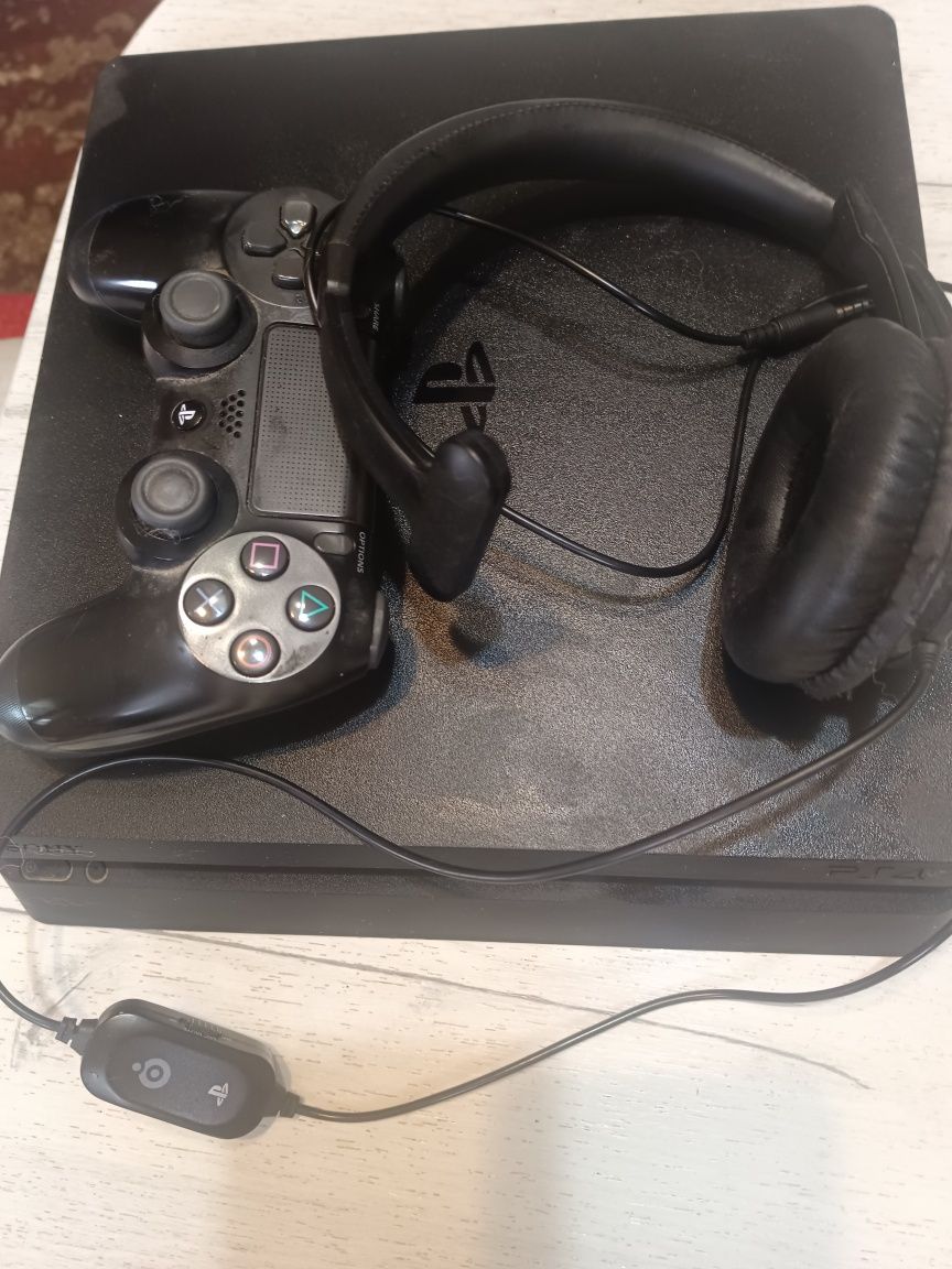 PS 4 Slim 500 GB