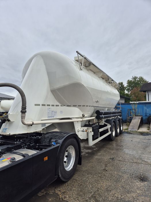 Semiremorcă Spitzer 37mc 2018/Silo/Cimentruc/Cimentruk
