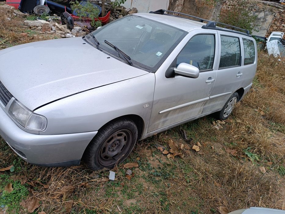 Volkswagen Polo 1.4i бензин комби на Части