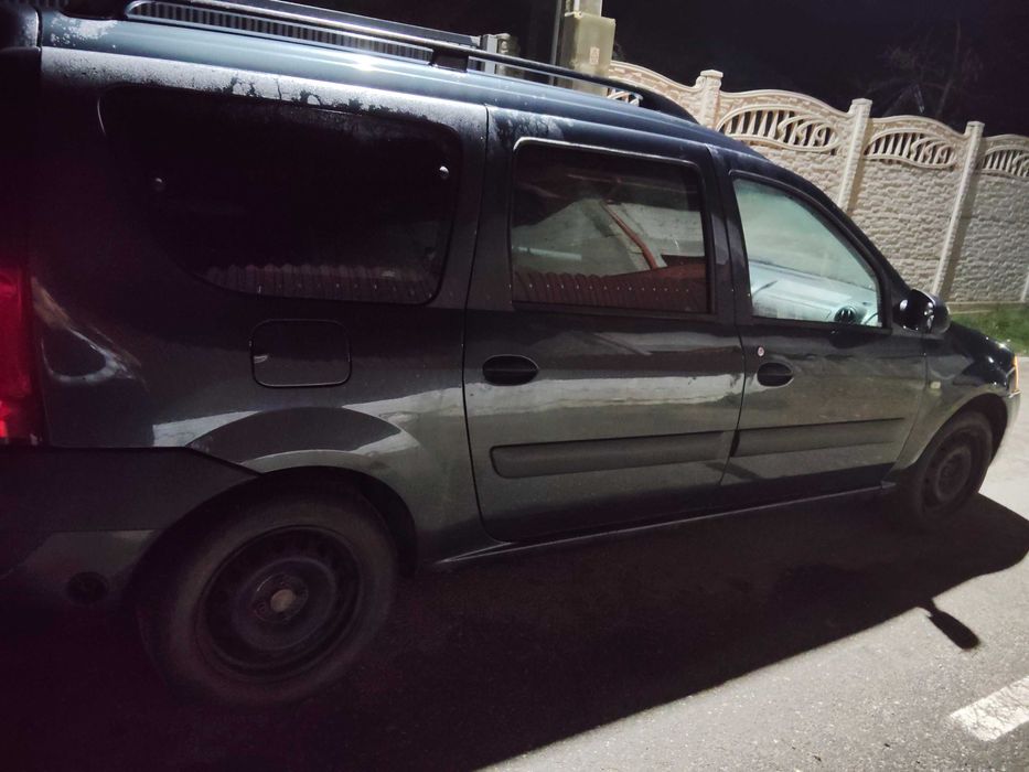 Vand logan mcv 7 locuri