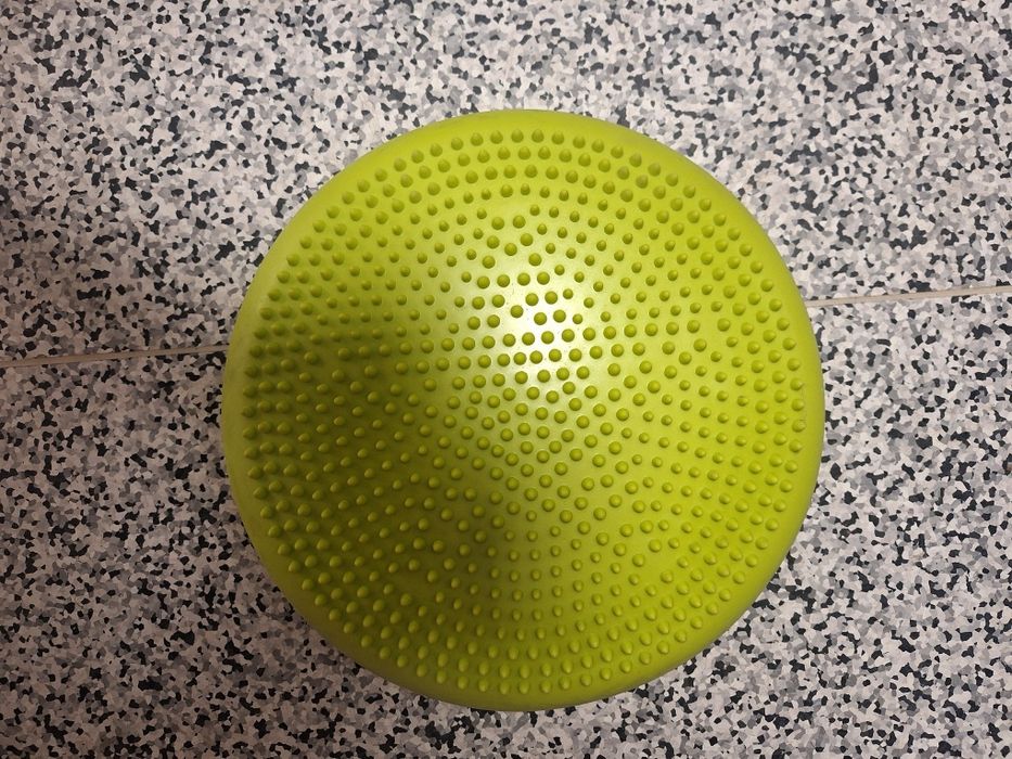 Мека гумена полусфера за фитнес и пилатес диск за масаж