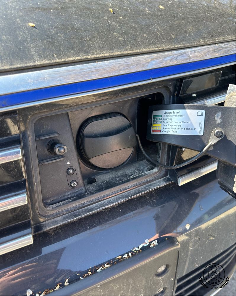 На части Vw Passat GTE Plug-In-Hybrid 1.4 TSI автомат седан