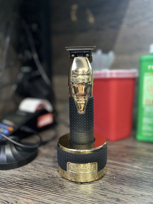 Babyliss Skeleton + stand incarcare