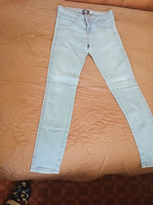 Детски дънки за момиче