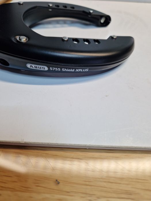 Incuietoare baterie Bosch Powertube smart system + incuitoare 5755L