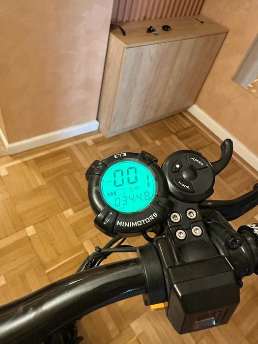Kaabo Mantis DualMotors 2000W 24,5Ah Trotineta Electrica