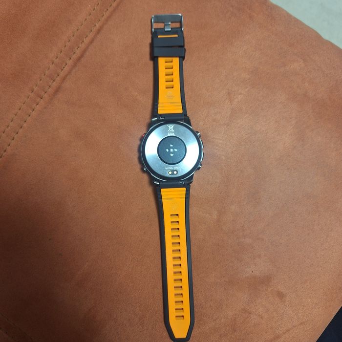 Smartwach, cu Gps, rezistent la apa, altimetru