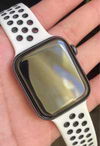 Apple Watch Seria 5 / Space Black / GPS +Cellular/ 44 mm / impecabil