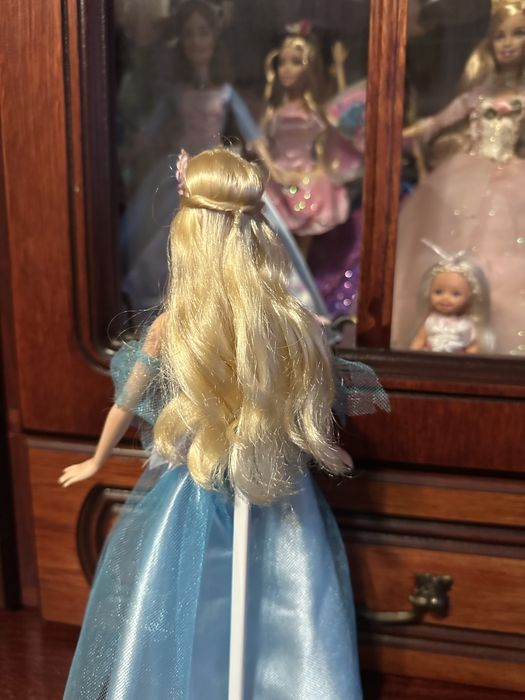 Papusa Barbie Odette Lacul Lebedelor