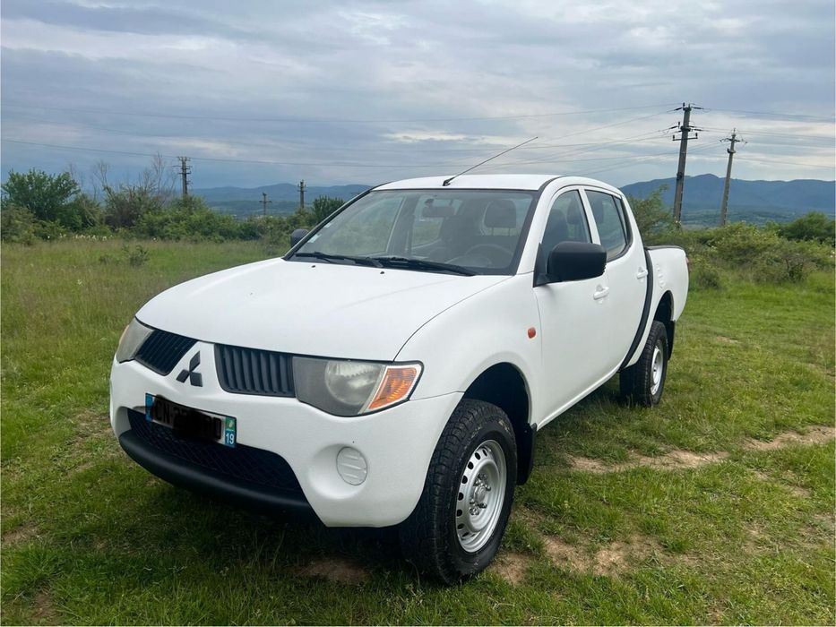 Mitsubishi  L200
