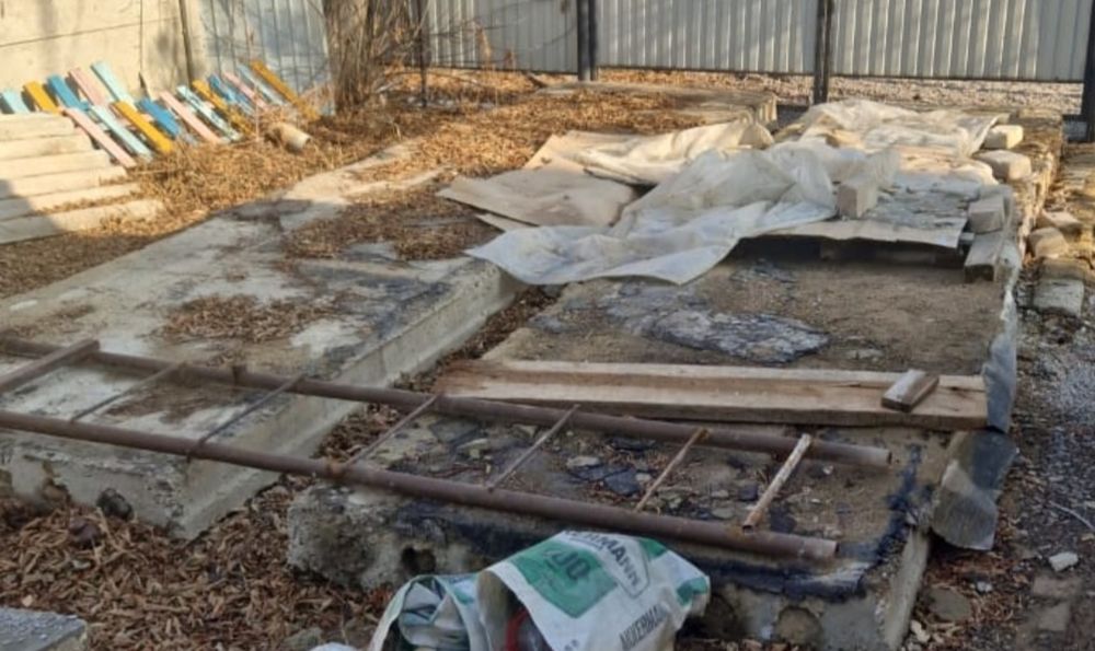 Продам плиты б/у в хорошем состоянии 2 шт