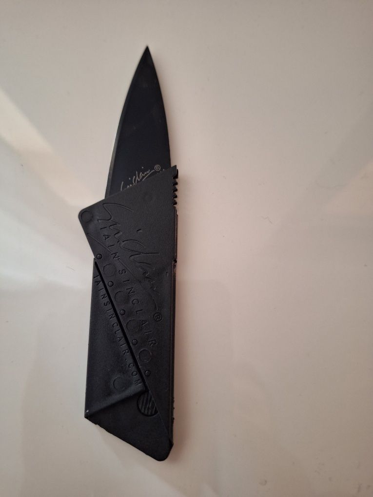 Cuțit Iain Sinclair cardsharp forma de card