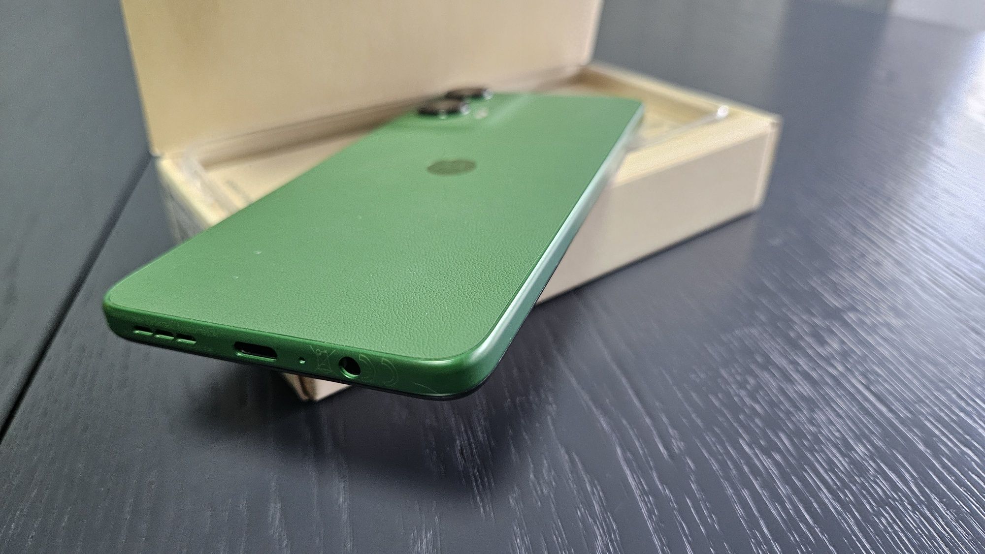 Motorola G35 256GB - *Нов* *Гаранция*
