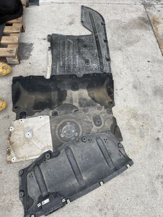 Vand scut motor g21 g20 cutie set scuturi sub bara