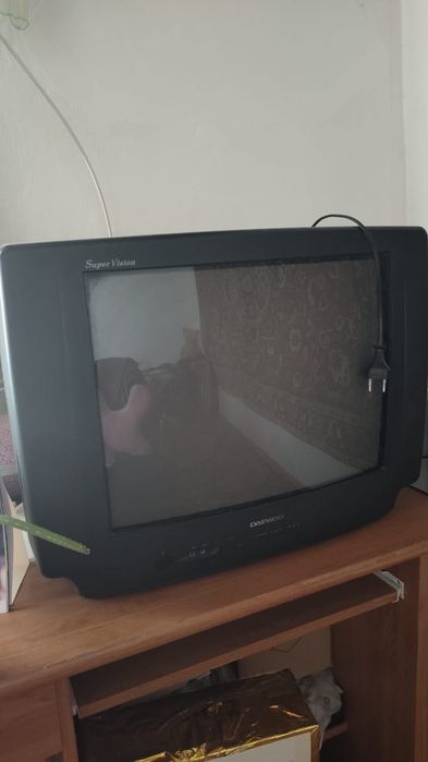 Телевизор В рабочем состоянии