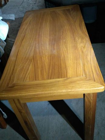 Продаю деревянный дубовый стол