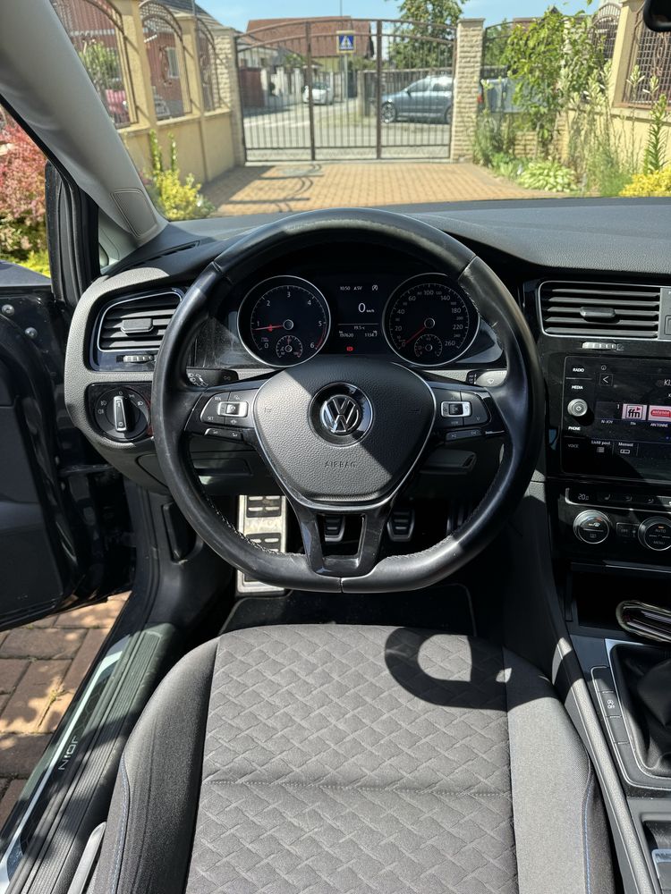 Volkswagen Golf  VII 1,6 TDI Join