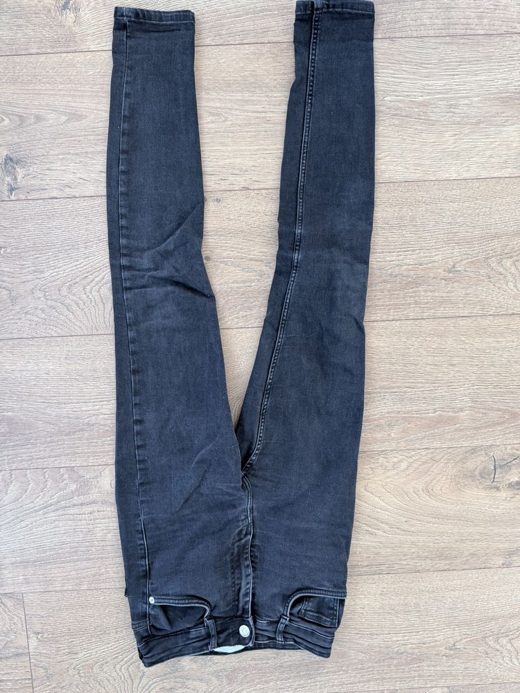 Дънки ZARA.