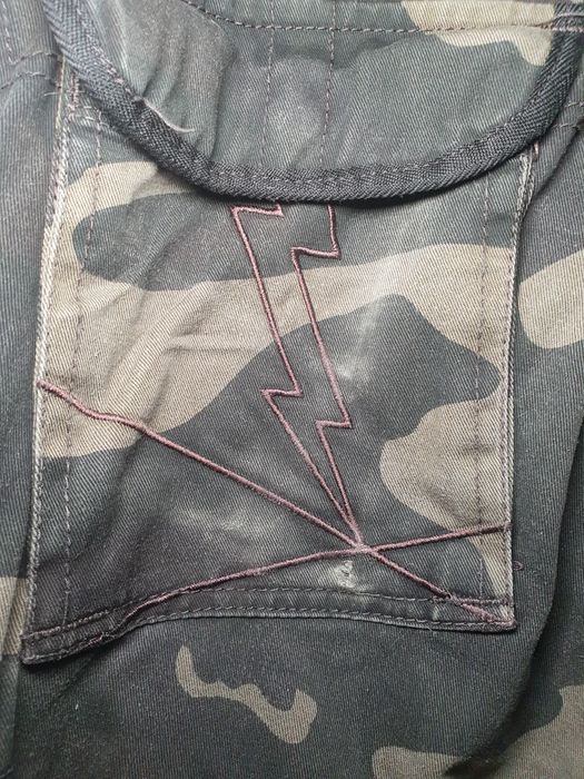 Pantaloni John Doe Regular Cargo Camouflage, model JDC2004  W32  L32