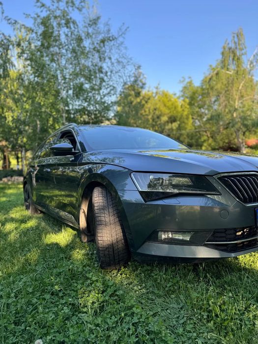 Skoda Superb Skoda Superb L&K 4x4 Panoramic Webasto Canton