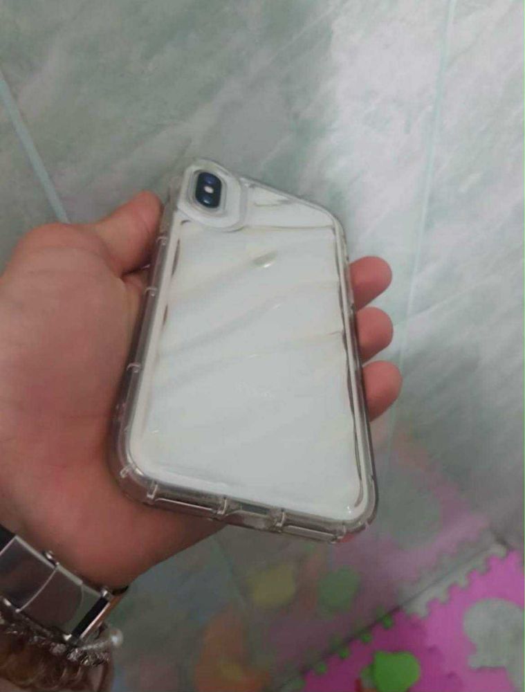 Vand iphone xs ca nou