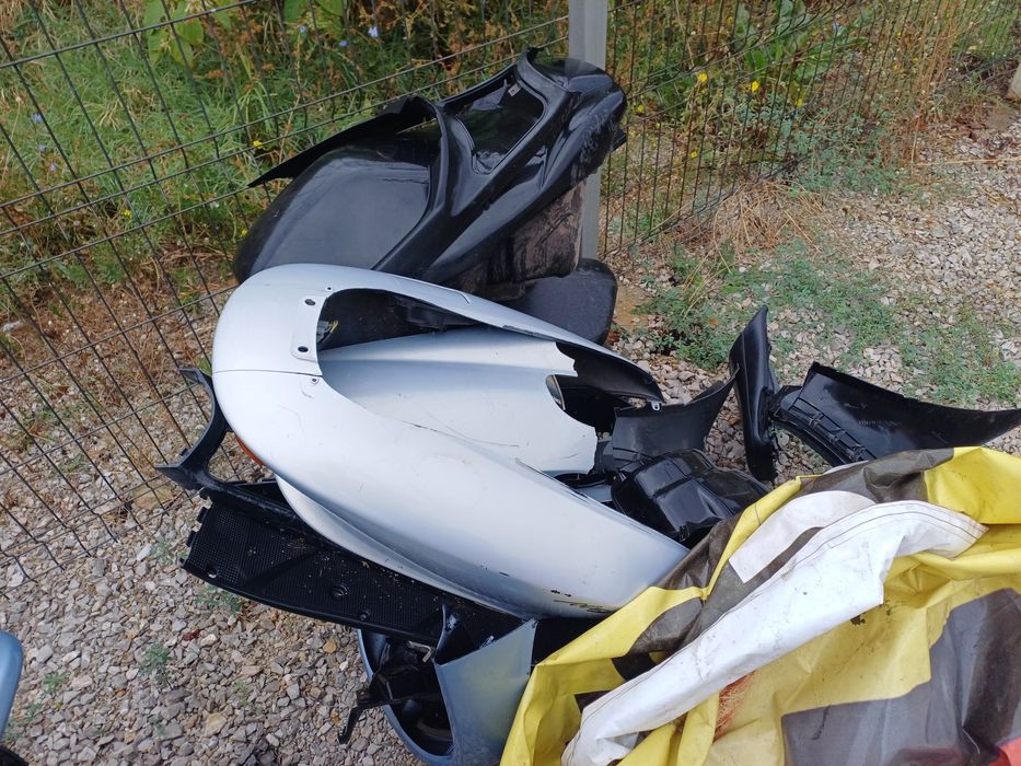 Yamaha Majesty 125cc. - два броя за части