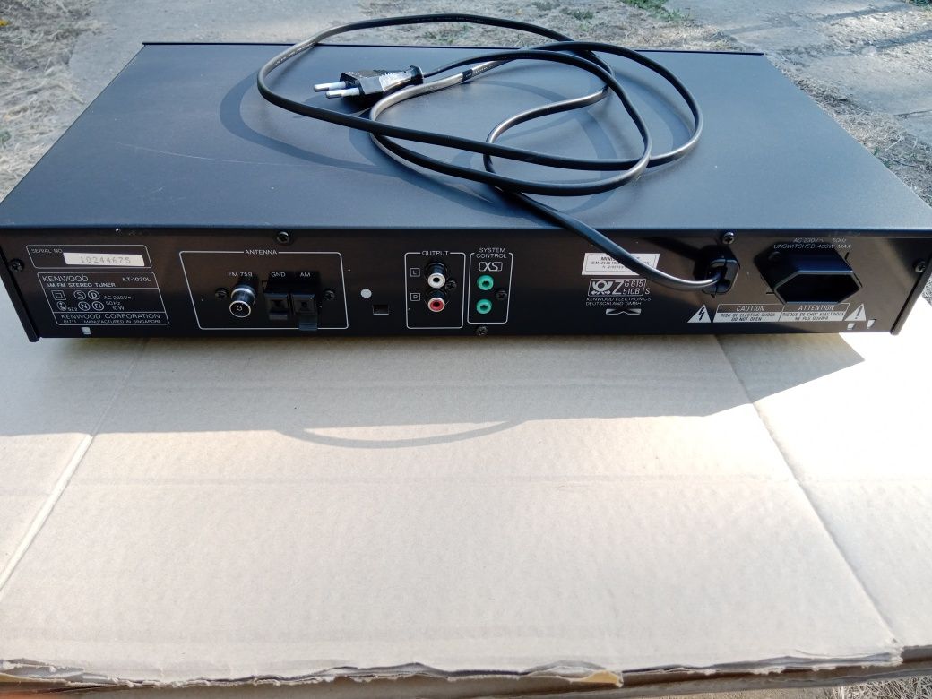 Tuner Kenwood KT-1030L