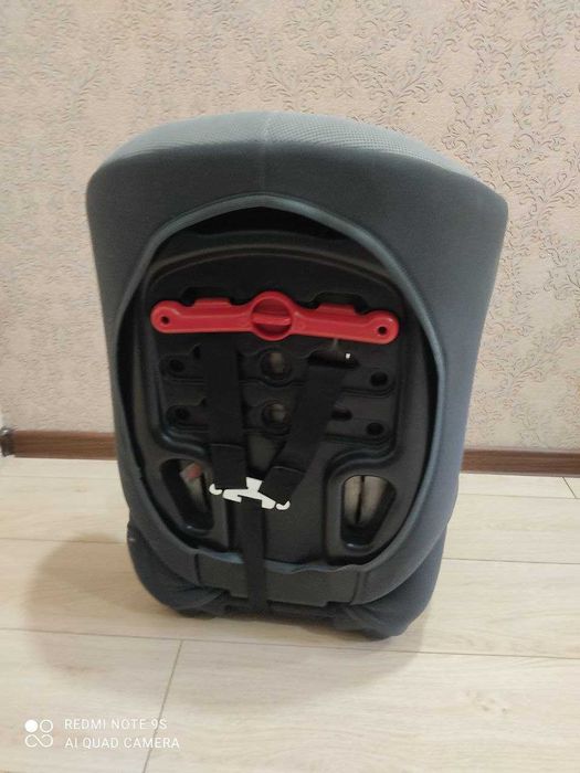 Продается детское автокресло (Италия). Б\У.