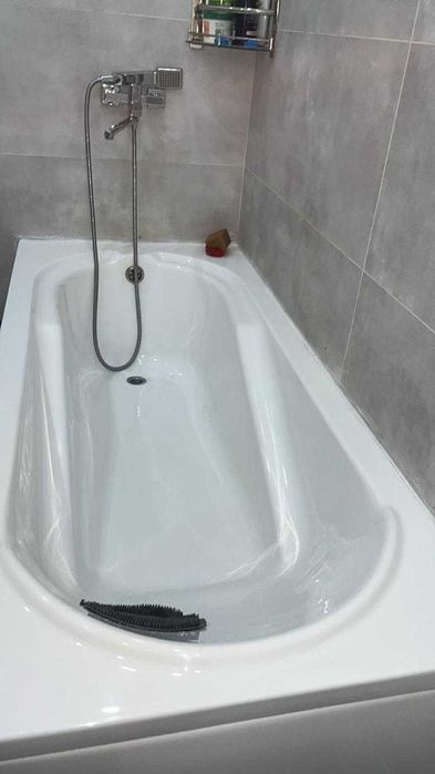 Продаётся 2-ком. кв. в 17 мкр 20 дом