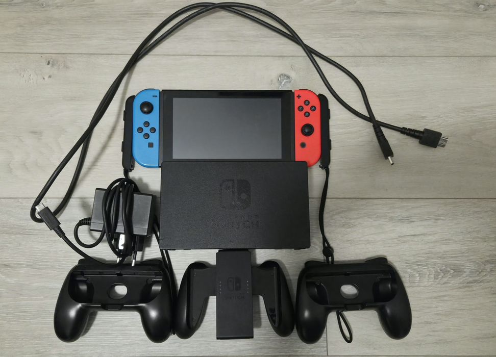 Nintendo  Switch