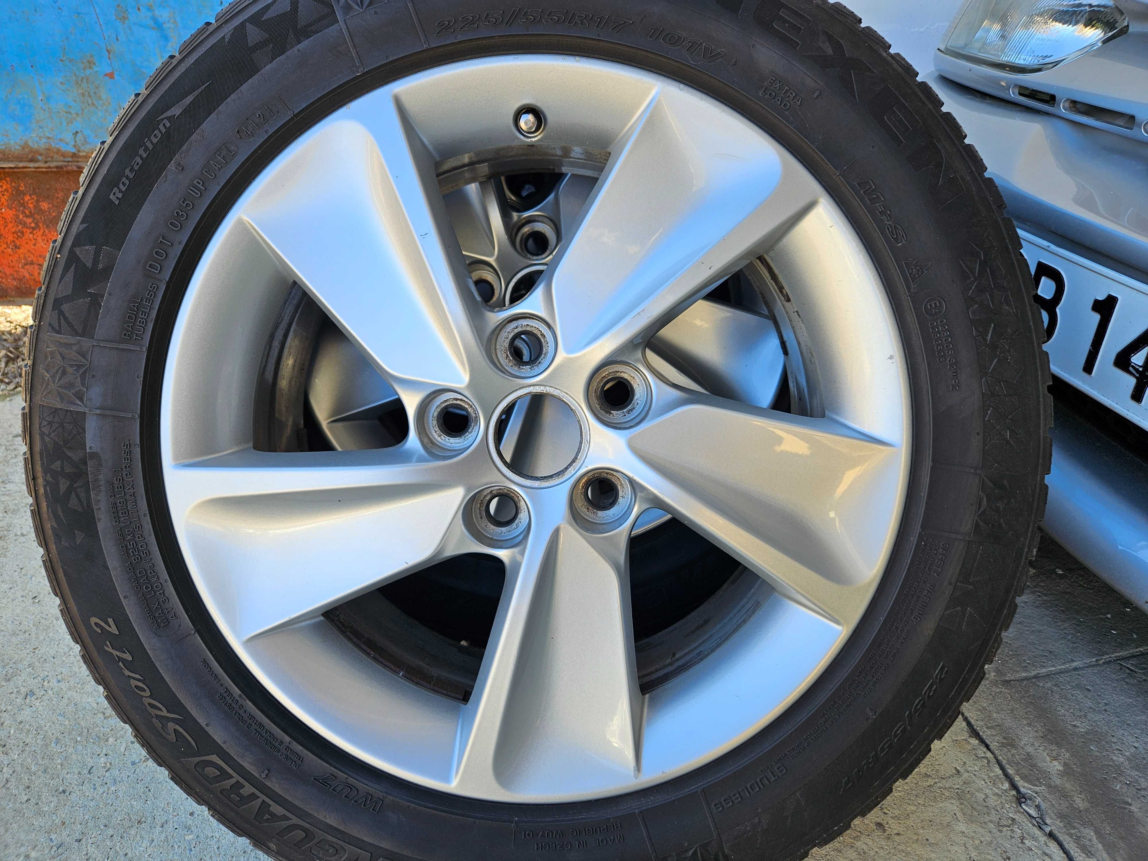 Продавам зимен комплект джанти и гуми 225 55 17 от Saab 9-5 NG 2010