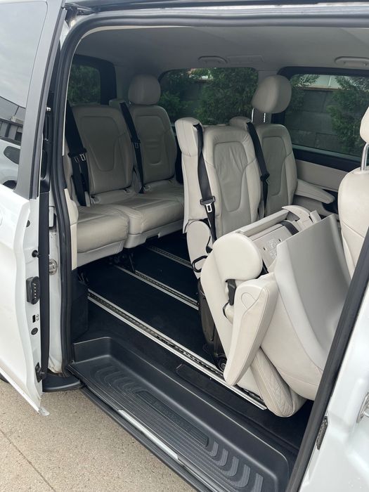 De vânzare Mercedes V class de persoane privat