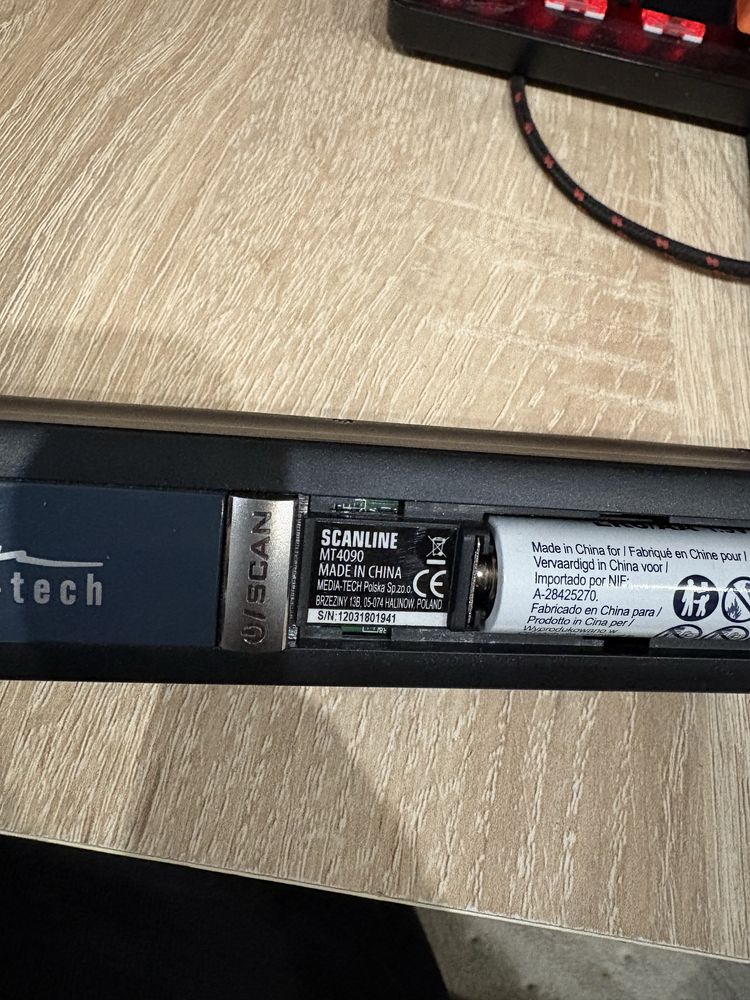 Scanner portabil Media-Tech color A4, Scanline MT 4090