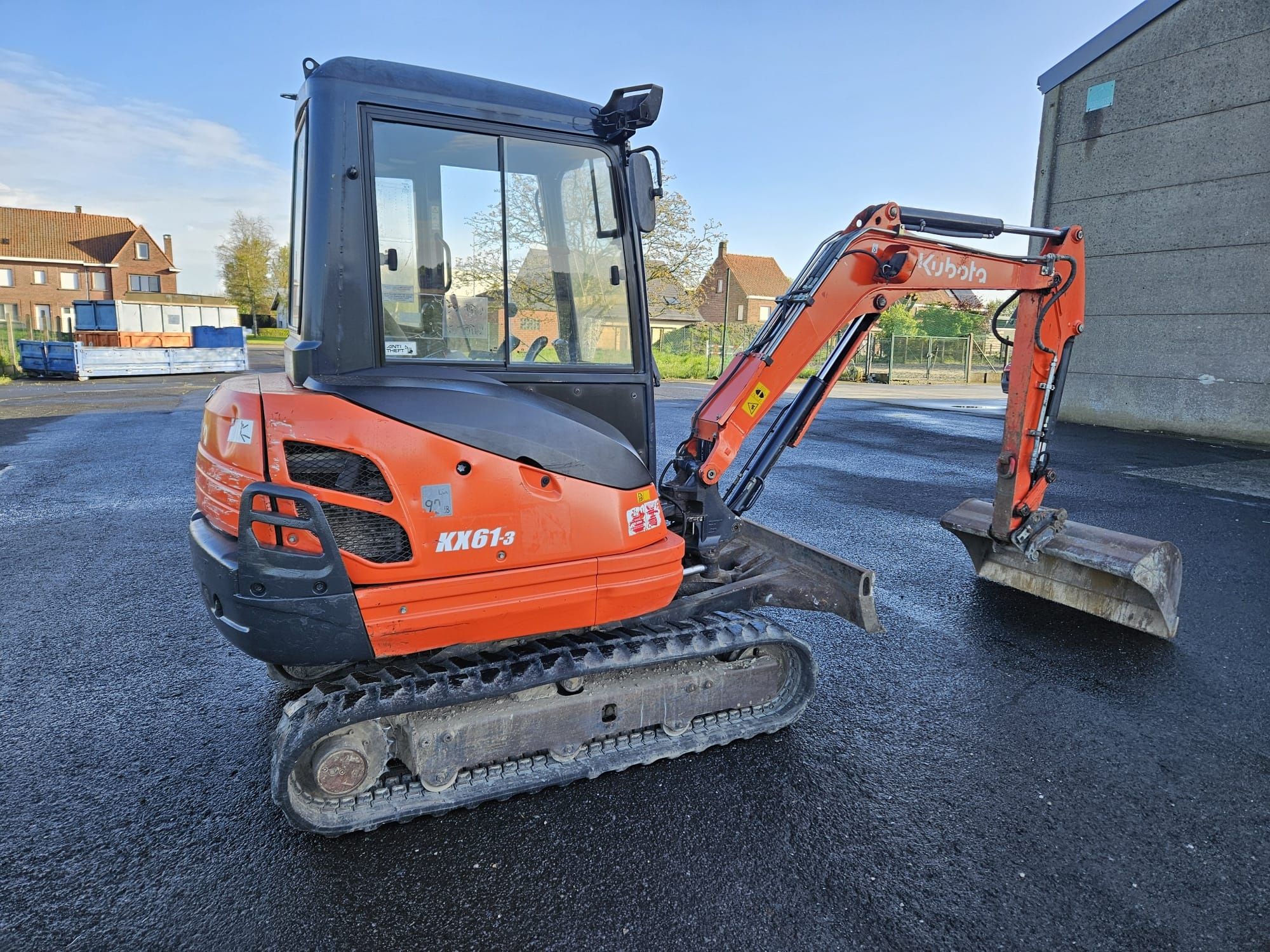 Miniexcavator kubota kx61-3 2014