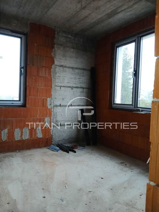 Продава се Къща в Пловдив, Беломорски - 200 кв.м за 1300 €/кв.м - Снимка #2