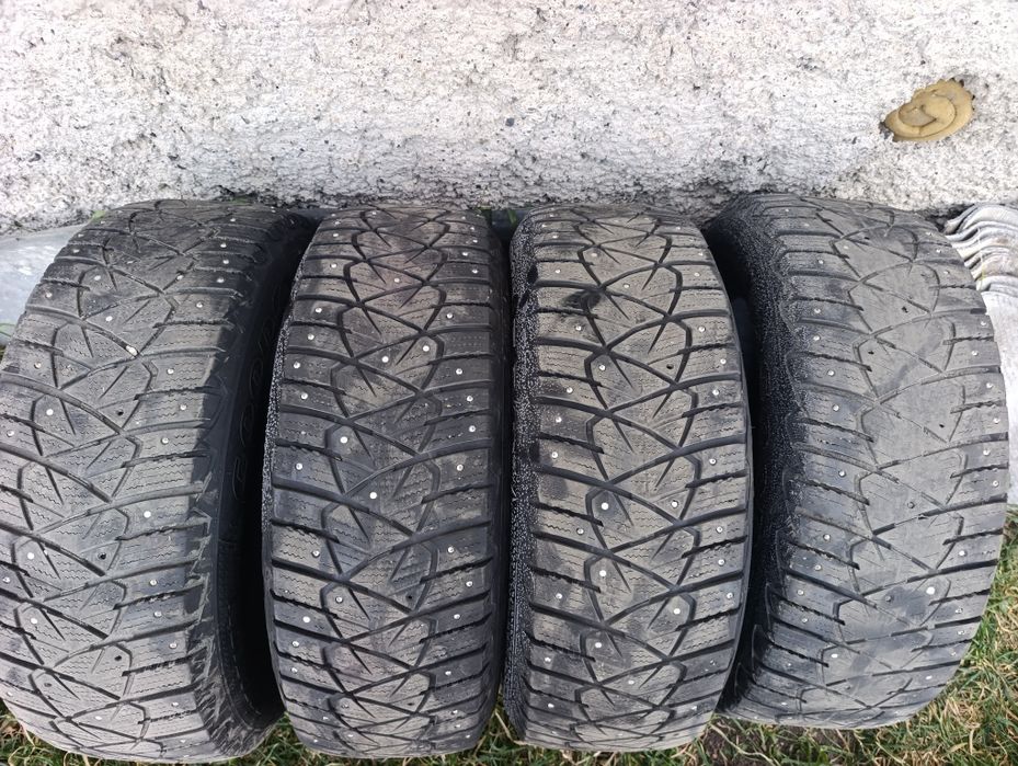 Авто шины 215.65R16