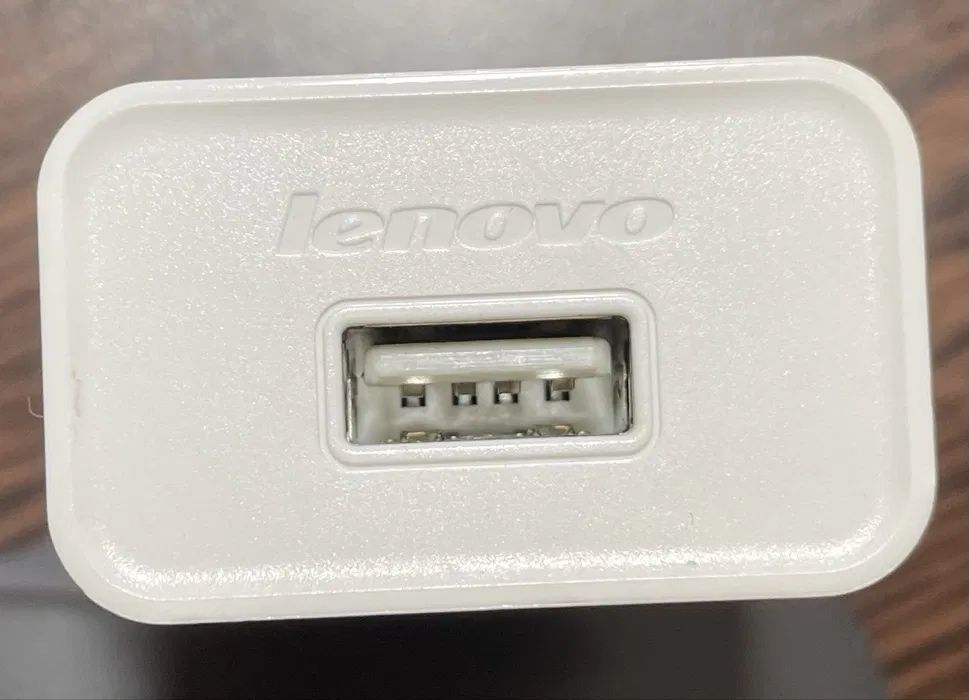 USB захранващ адаптер Lenovo