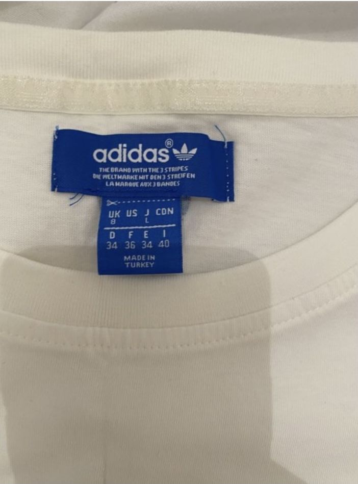 Tricou Adidas Originals din bumbac nou ( fara eticheta)