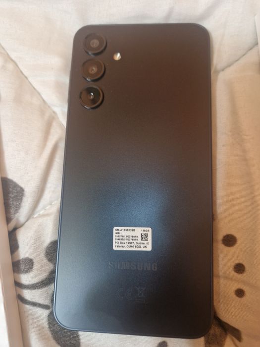 Продавам Samsung A16