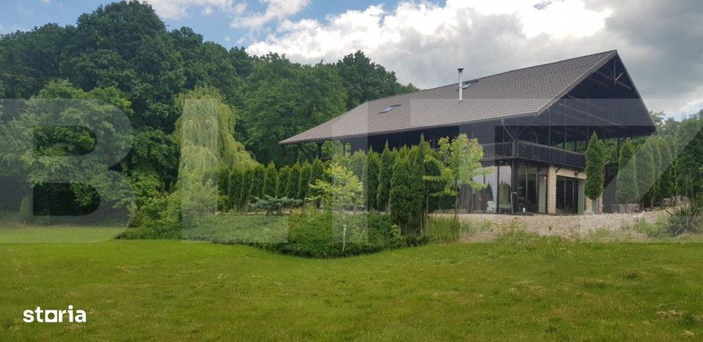 Investitie ! Casa de vacanta 350 mp utili ,teren 3000 mp in Faget !