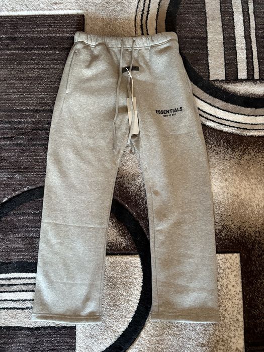 pantaloni essentials / largi