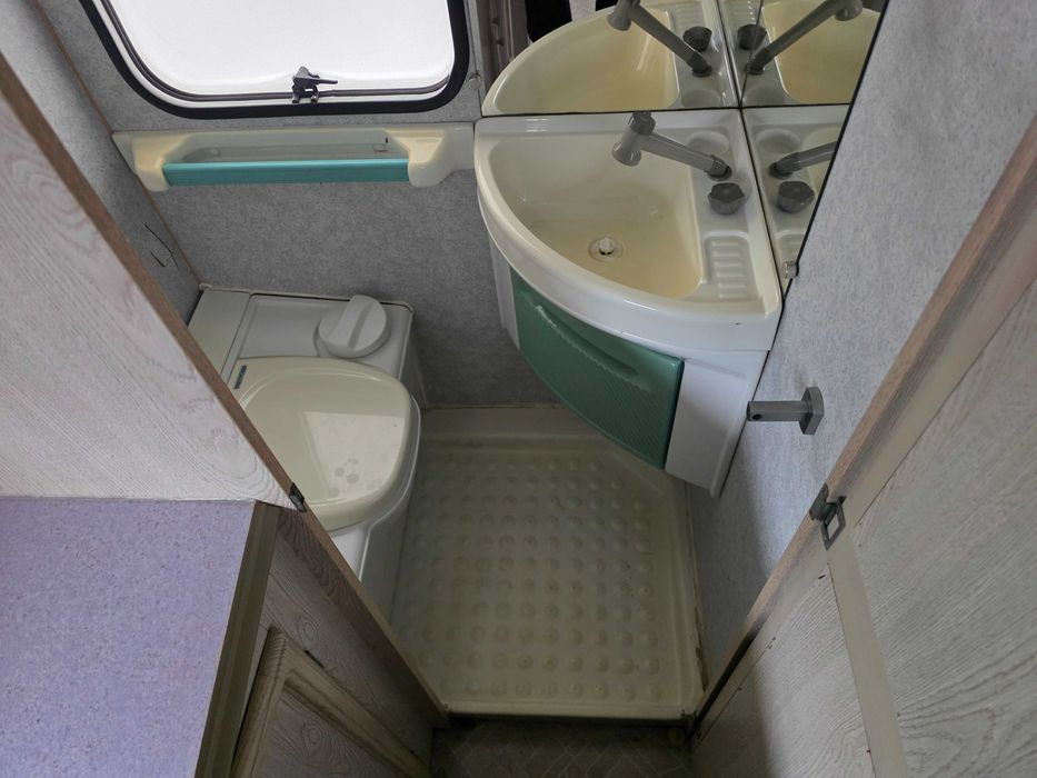 Каравана Caravalair Bamba Lux WC