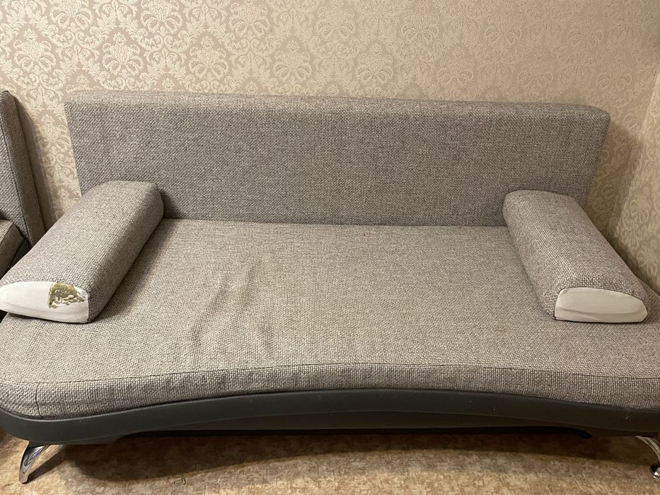 Продам б/у диваны