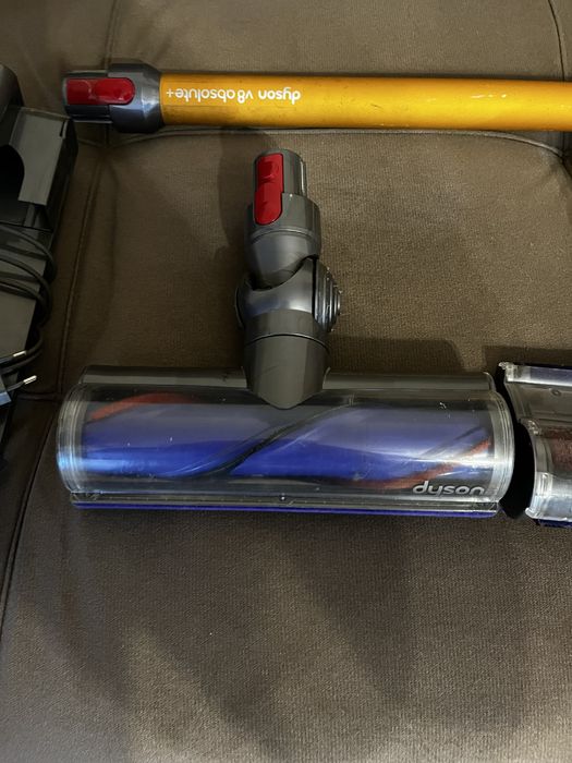 пылесос dyson v8