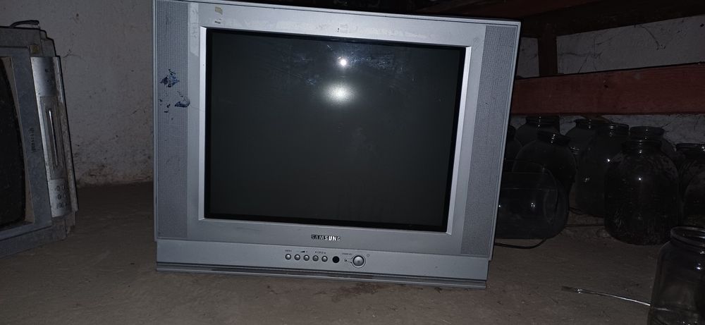 Телевизор Самсунг CS-21K3MHQ