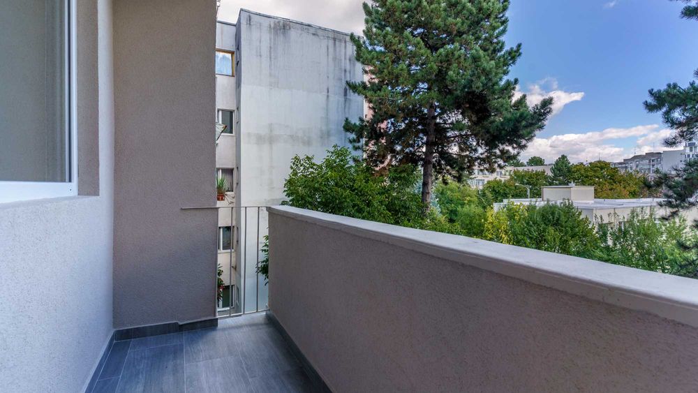 3 camere, totul nou, et 2/4, est, la cheie, fara comision